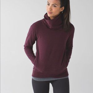 Lululemon Cowl Neck Pullover Lycra